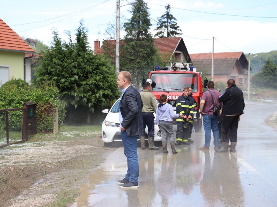 Grmljavinsko nevrijeme s tučom u Jagnjedovcu