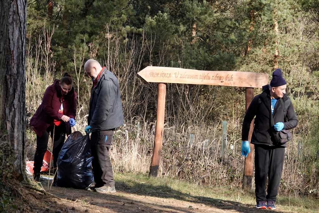 Čišćenje Park šume Borik i okoliša oko trim staze