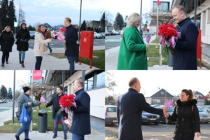 Koprivnički gradonačelnik Mišel Jakšić povodom Dana žena dijelio karanfile Podravkašicama