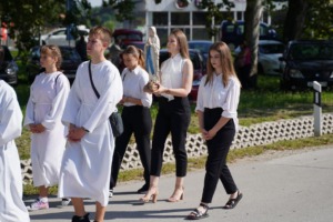 Zavjetna procesija na Veliku Gospu u Močilama