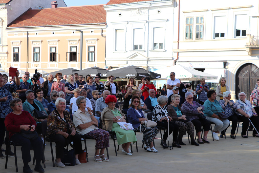 Folklorni susret 'KUD Srce i prijatelji'