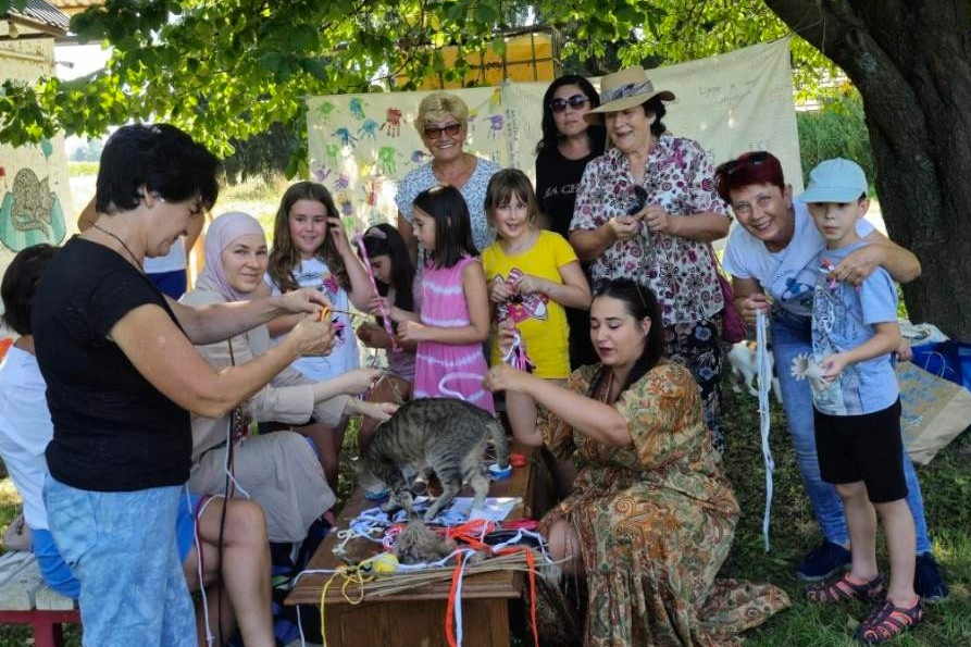 Zajednička fotografija s druženja u 'mačkovcu'