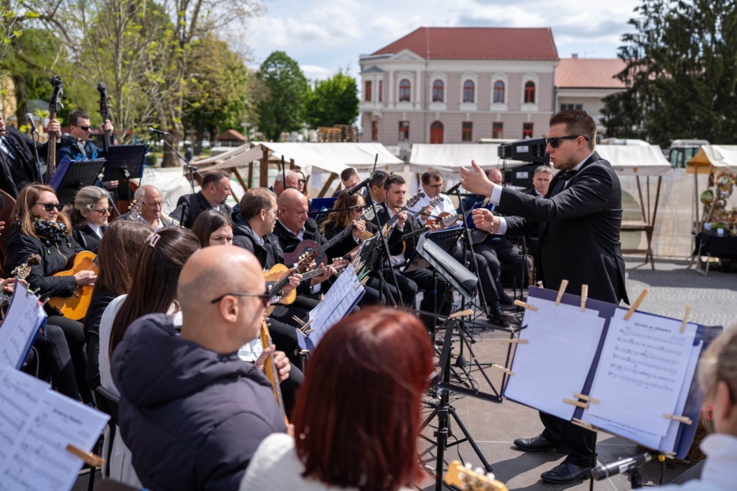 Tamburaški orkestar Krešo Lukačić