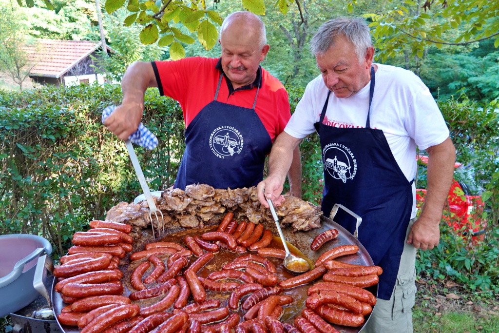 Bartolovo u vinariji Divjačko