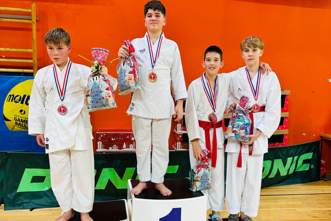 Članovi Karate kluba Akademija Koprivnica