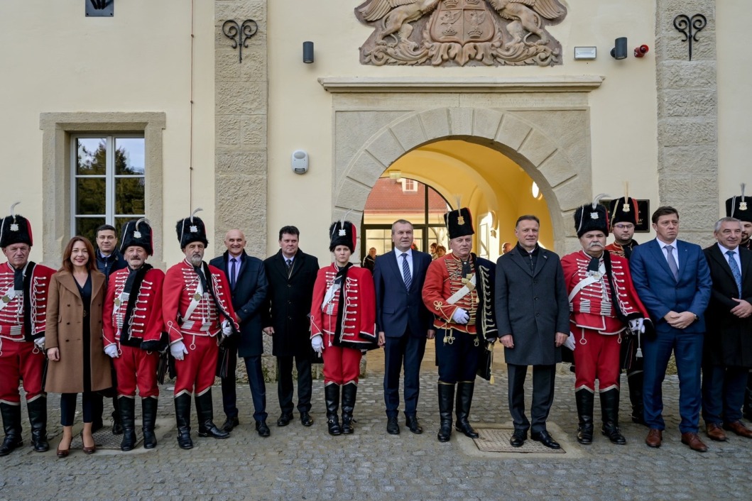 Svečano otvorenje dvorca Opeka