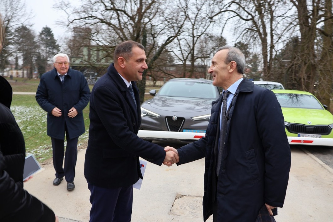 Matija Posavec i Pauloo Trichilo