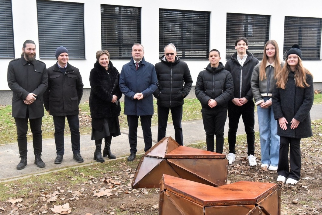 Otkrivena skulptura posvećena 1100. obljetnici krunidbe kralja Tomislava