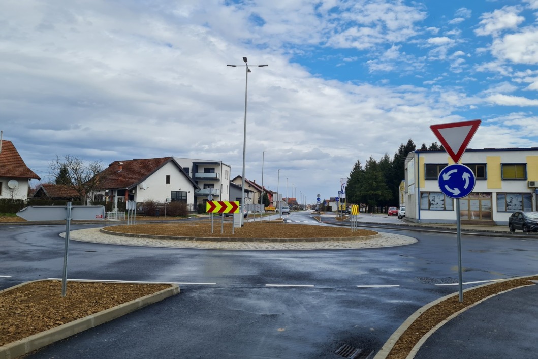 Kružni tok prometa kod Auto kluba Koprivnica