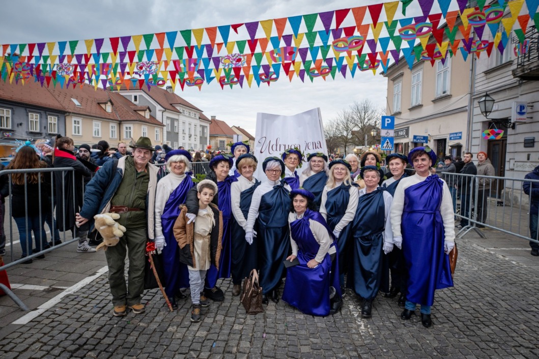 Članice Društva žena Reka